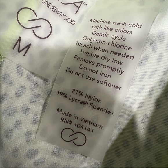 CALIA™ By Carrie Underwood Stay Powerful Leggings Confetti Dot Green Size Medium - Picture 7 of 16